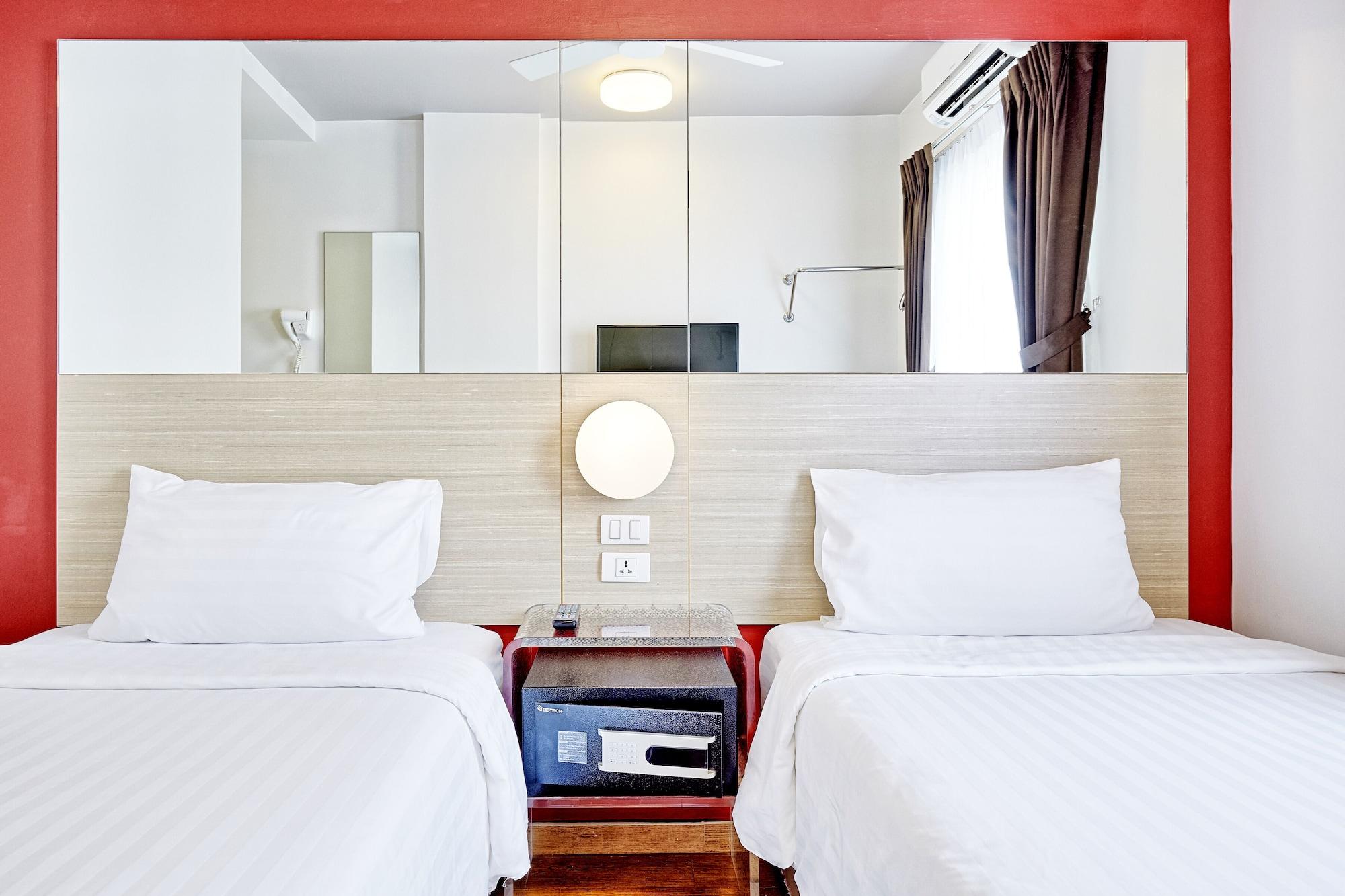 Hotel Red Planet Phuket Patong Exterior foto